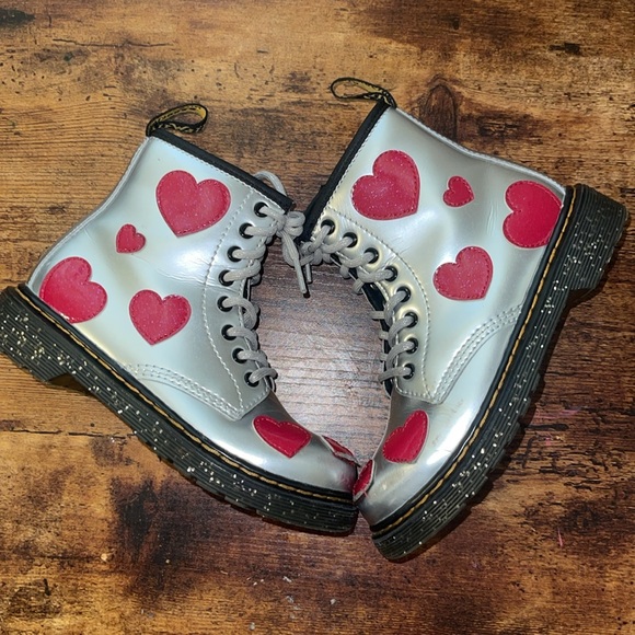 Dr Martens - Picture 2 of 5